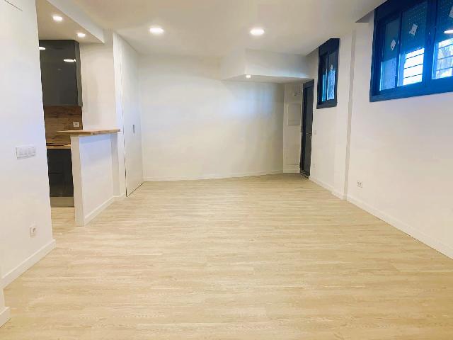 Imagen 2 Inmueble 302954 - Planta Baja en venta en Vilanova I La Geltrú / A escasos minutos del centro y del Hospital.