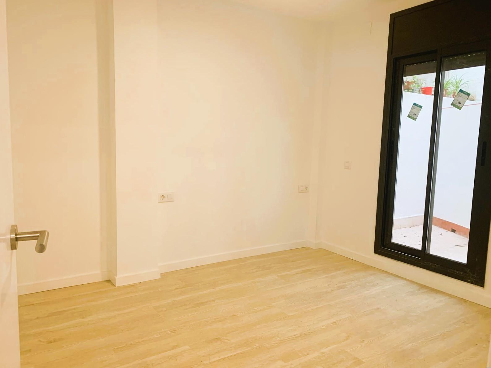 Imagen 10 Planta Baja en venta en Vilanova I La Geltrú / A escasos minutos del centro y del Hospital.