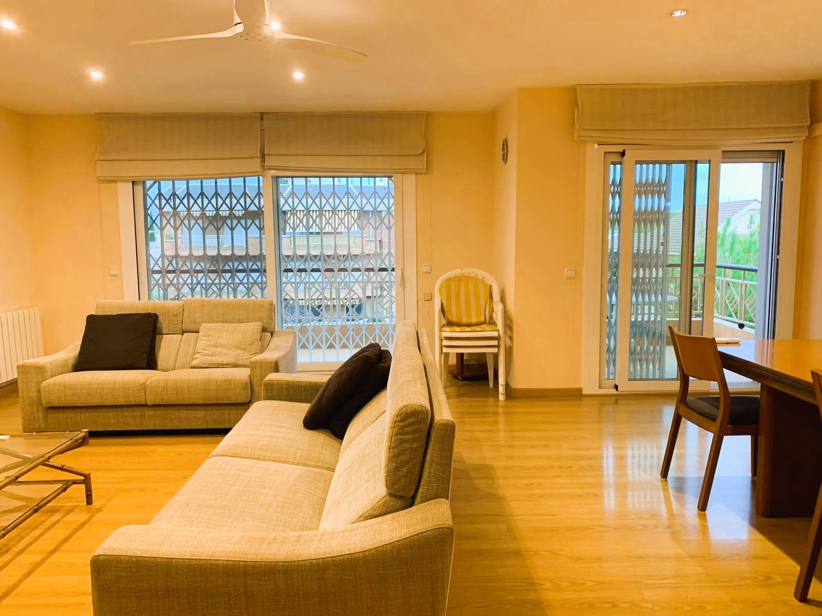 Imagen 5 Ático en venta en Vilanova I La Geltrú / Zona de Ribes Roges, 2ª linea.