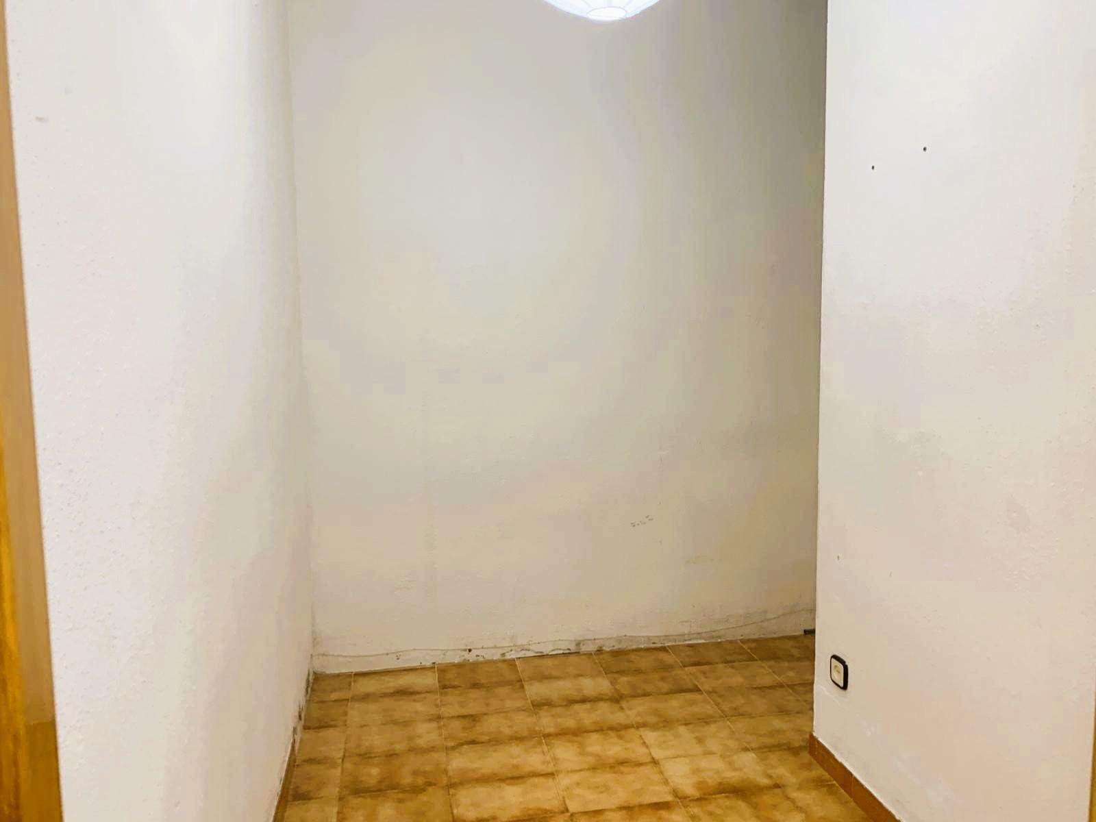 Imagen 8 Piso en venta en Barcelona / Piso céntrico en Poblenou, a poco minutos de la playa.