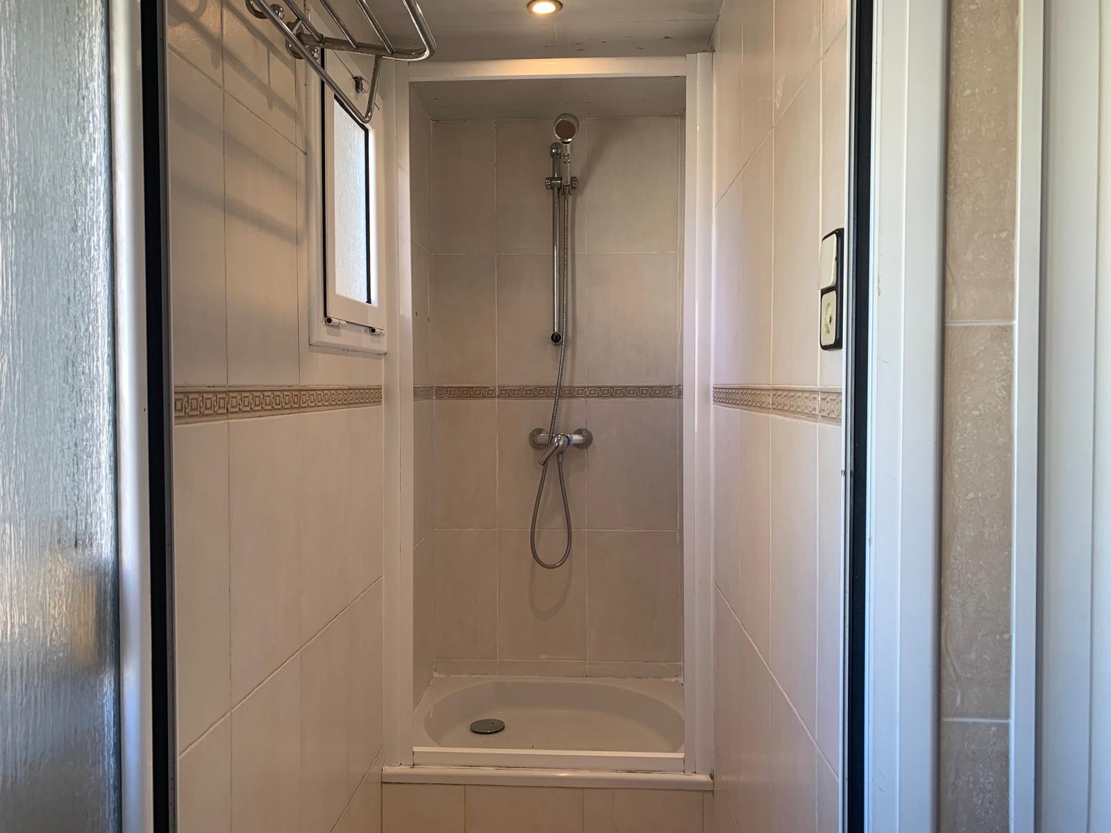Imagen 12 Piso en venta en Barcelona / Piso céntrico en Poblenou, a poco minutos de la playa.
