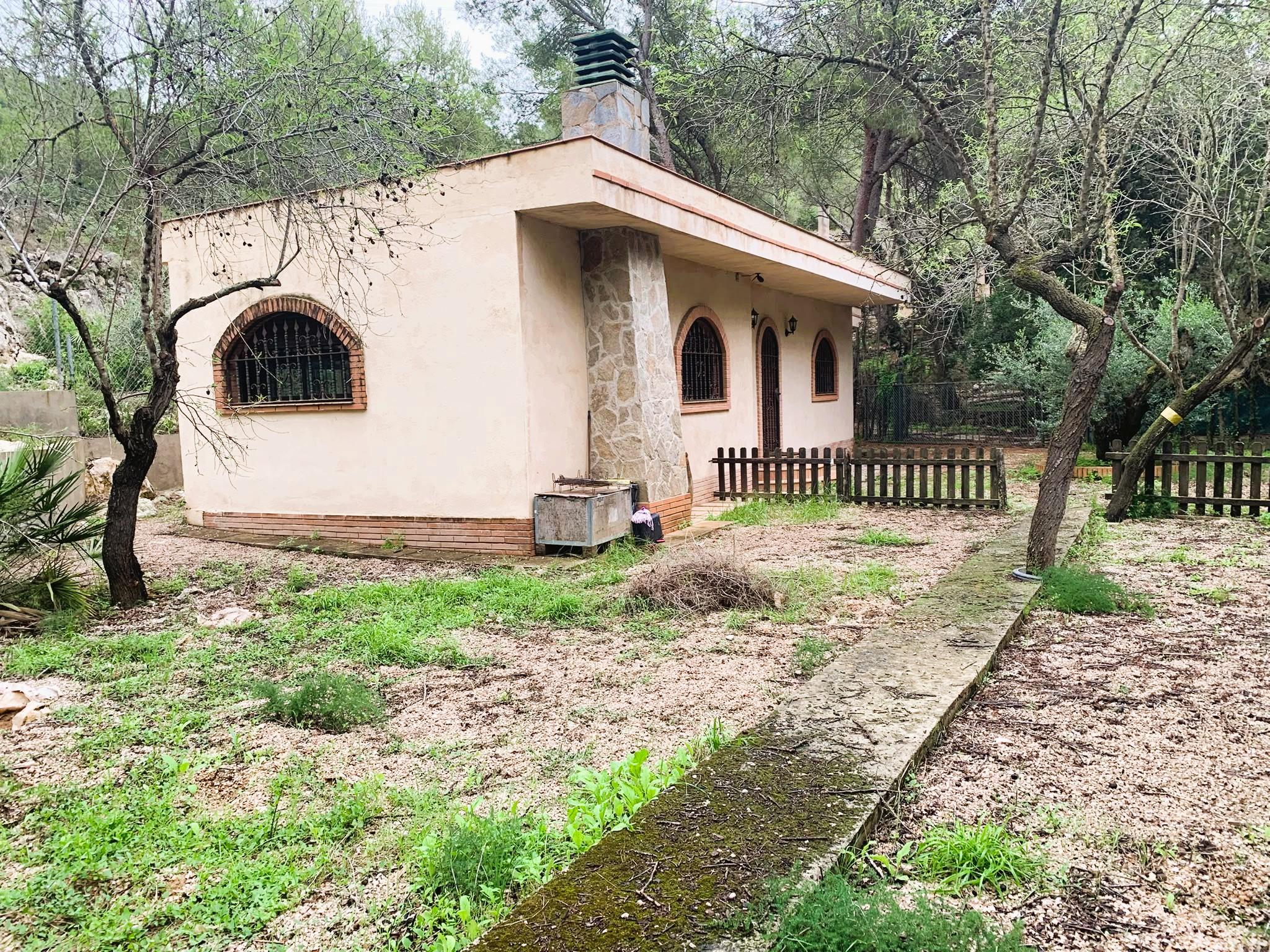Imagen 1 Casa Rústica en venta en Vilanova I La Geltrú / Zona Nord, Partida Font d´en Bonet