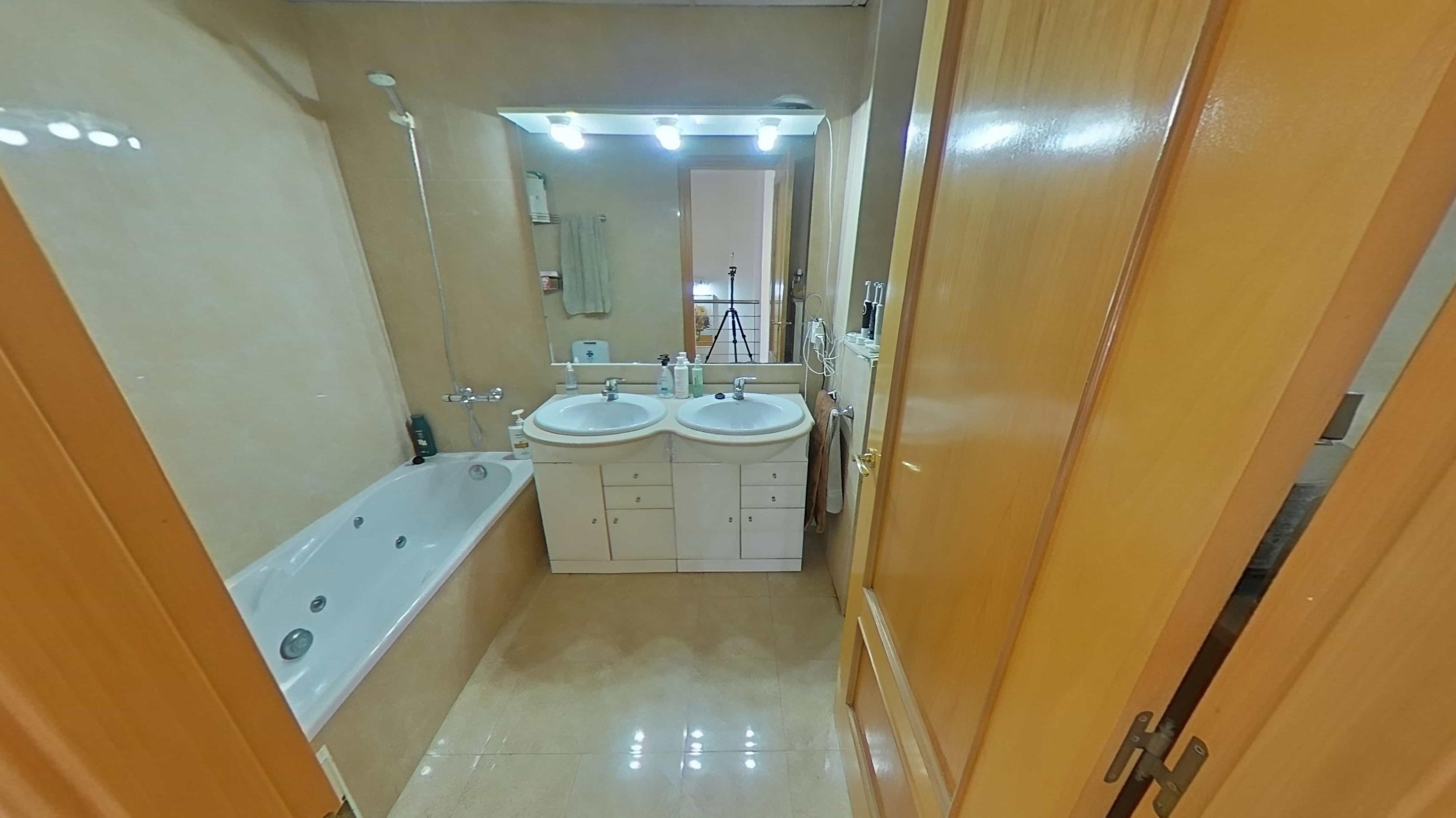 Imagen 14 Casa en venta en Cubelles / Al lado de la Rambla Pau Casals