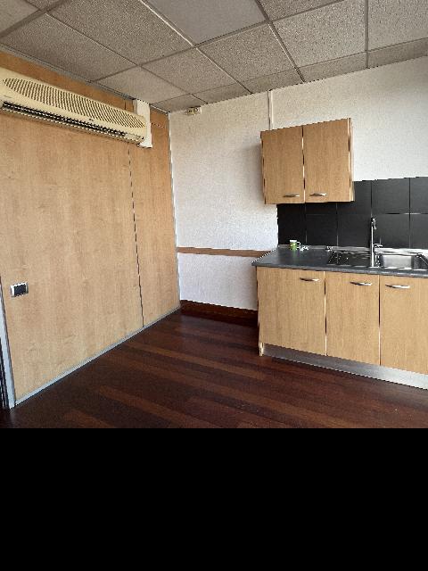 Imagen 18 Inmueble 281329 - Local Industrial en alquiler en Valle De Trápaga-trapagaran / Poligono Industrial Trapaga-...