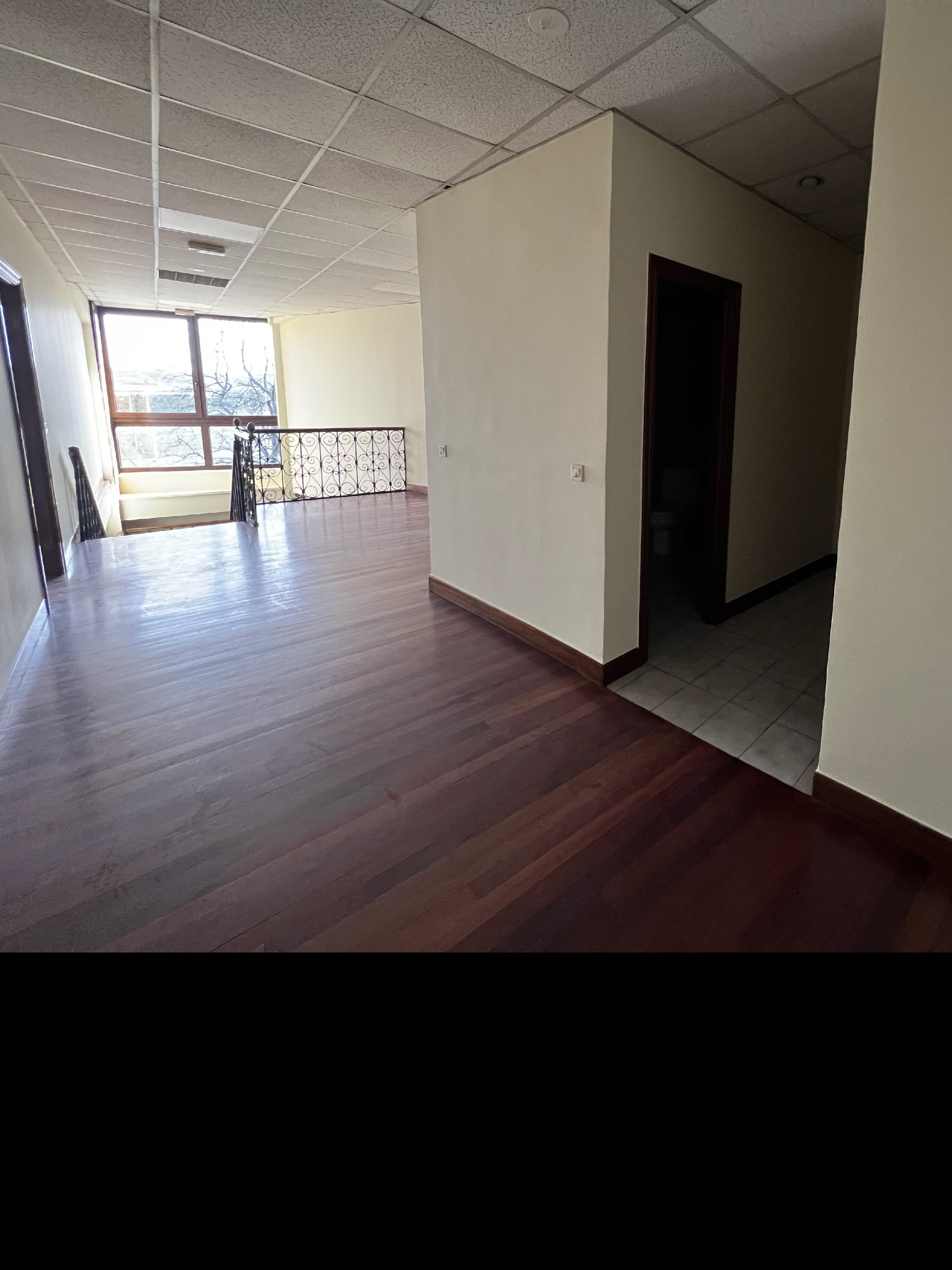 Imagen 11 Local Industrial en alquiler en Valle De Trápaga-trapagaran / Poligono Industrial Trapaga-...