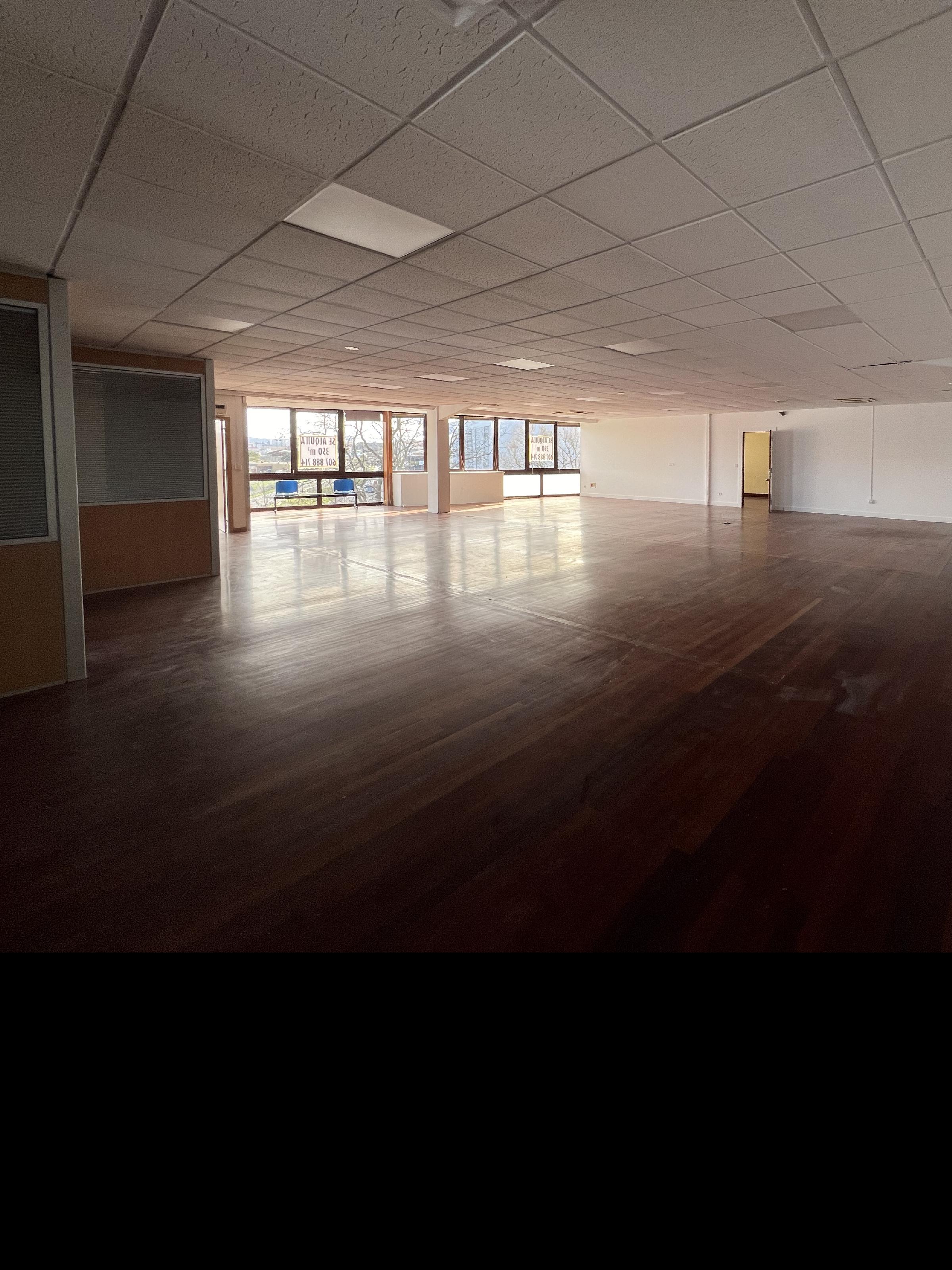 Imagen 6 Local Industrial en alquiler en Valle De Trápaga-trapagaran / Poligono Industrial Trapaga-...