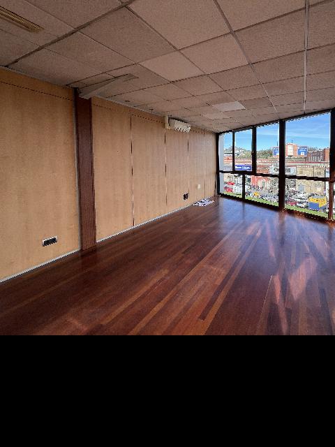 Imagen 12 Inmueble 281329 - Local Industrial en alquiler en Valle De Trápaga-trapagaran / Poligono Industrial Trapaga-...