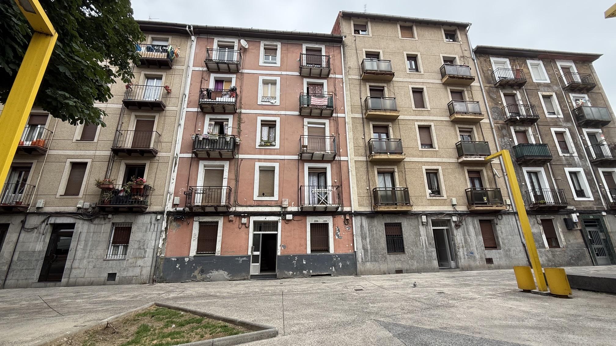 Imagen 25 Piso en venta en Sestao / Plaza del Sol .