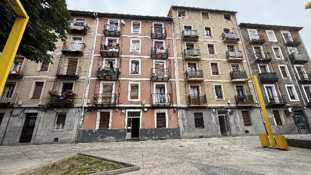 Imagen 25 Inmueble 290843 - Piso en venta en Sestao / Plaza del Sol .