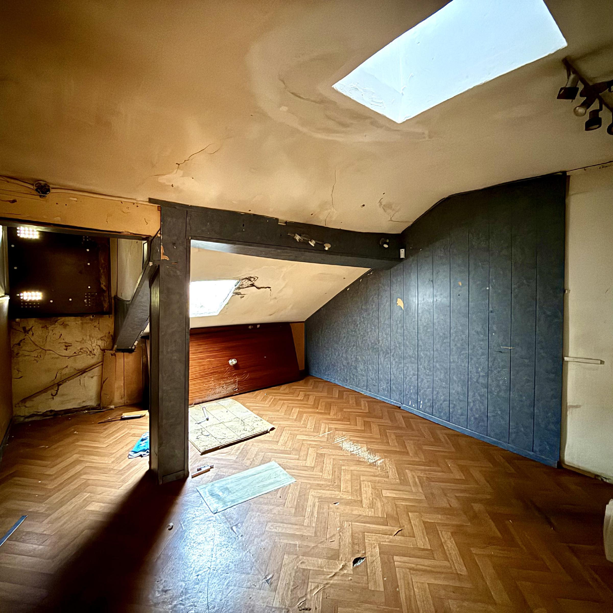 Imagen 8 Piso en venta en Barakaldo / Junto estación de Cercanias - Lutxana.