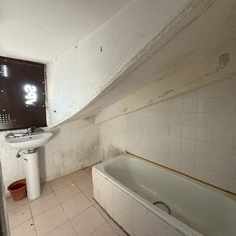 Imagen 11 Inmueble 297931 - Piso en venta en Barakaldo / Junto estación de Cercanias - Lutxana.