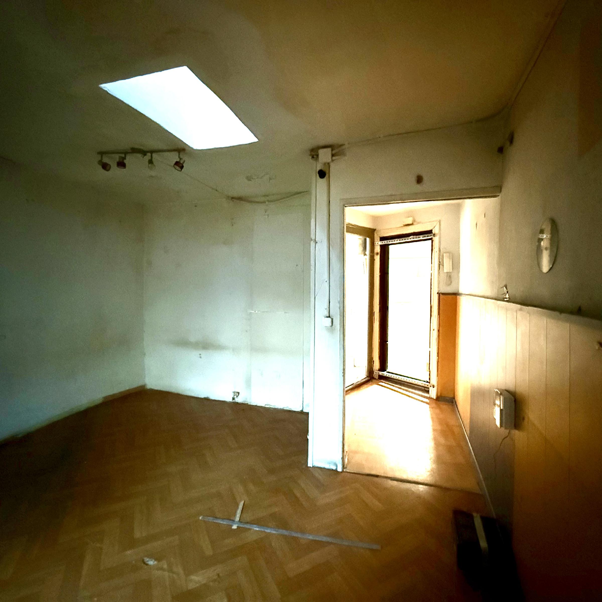 Imagen 9 Piso en venta en Barakaldo / Junto estación de Cercanias - Lutxana.