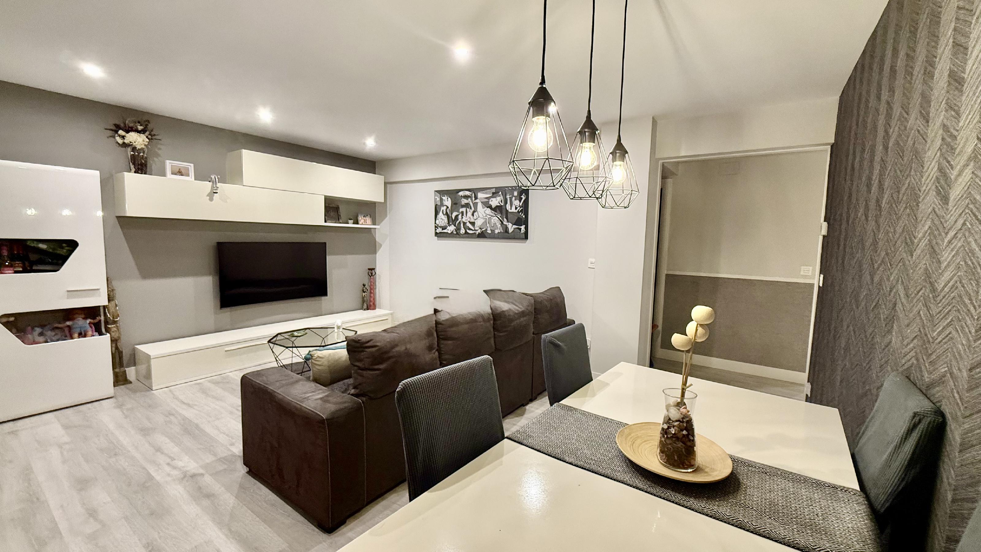 Imagen 1 Piso en venta en Barakaldo / Calle Zorrilla. Junto Avda. Libertad.