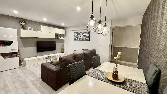 Imagen 1 Inmueble 299148 - Piso en venta en Barakaldo / Calle Zorrilla. Junto Avda. Libertad.