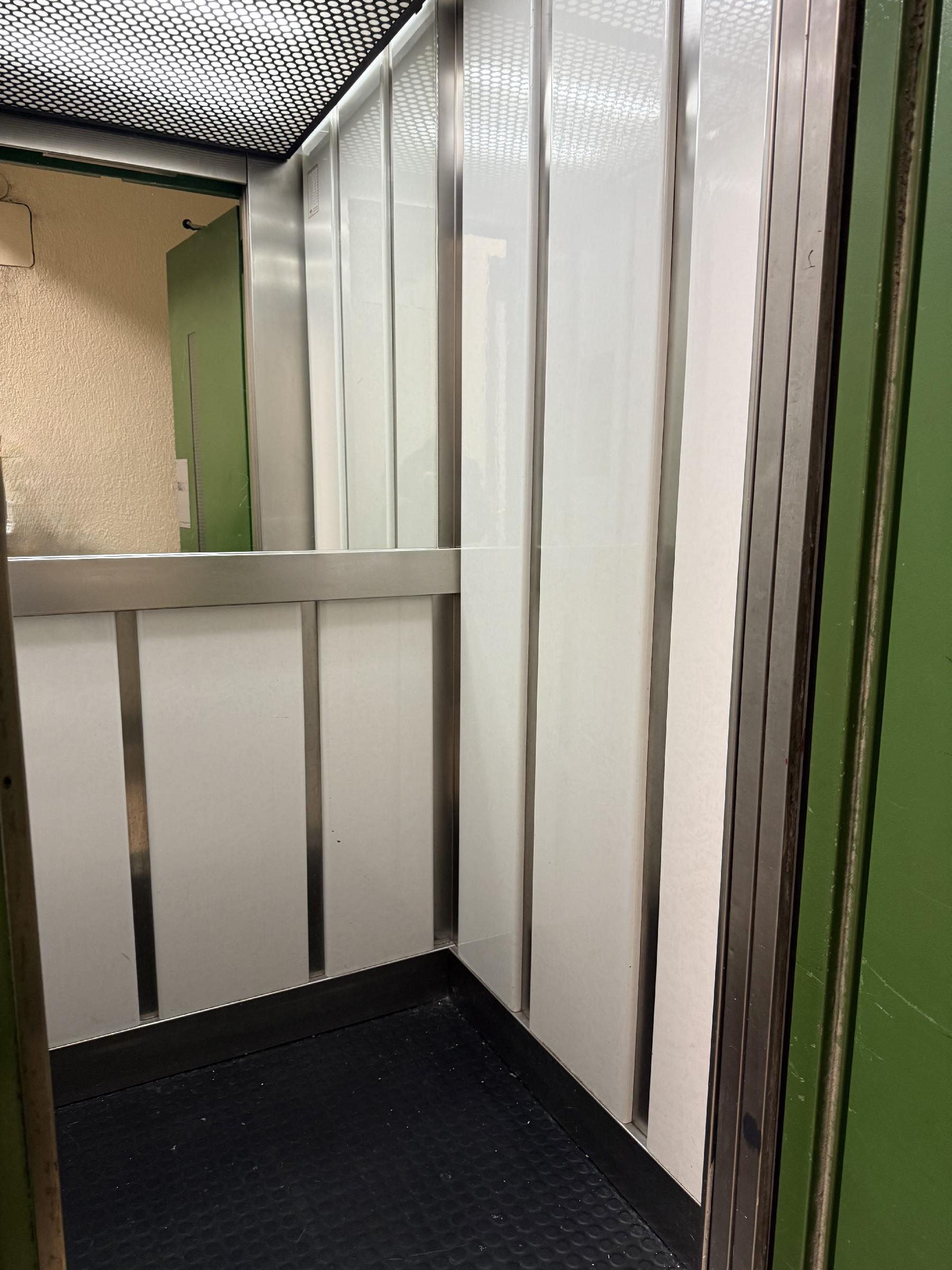 Imagen 32 Piso en venta en Barakaldo / Calle Zorrilla. Junto Avda. Libertad.