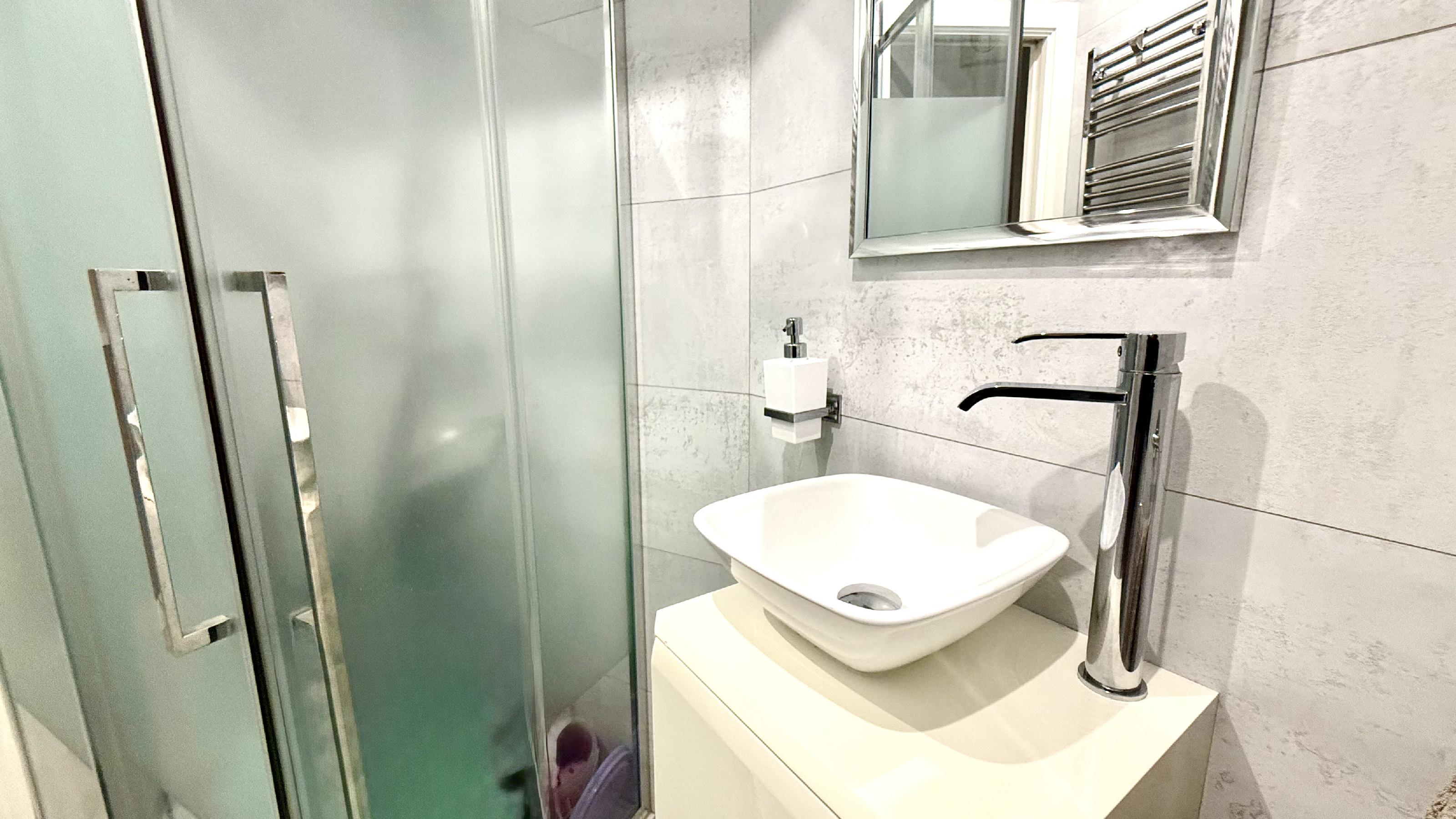 Imagen 29 Piso en venta en Barakaldo / Calle Zorrilla. Junto Avda. Libertad.