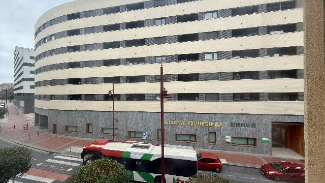 Imagen 21 Inmueble 300034 - Piso en venta en Barakaldo / Frente Casa Cultura Lutxana