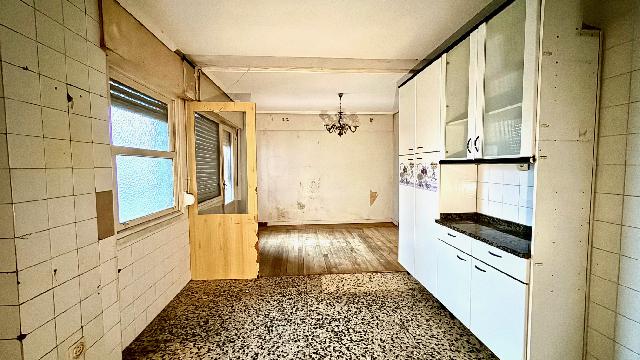 Imagen 4 Inmueble 300068 - Piso en venta en Santurtzi / Junto Parada Metro Mamariga.