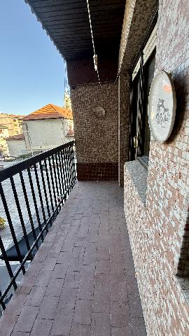 Imagen 7 Inmueble 300068 - Piso en venta en Santurtzi / Junto Parada Metro Mamariga.