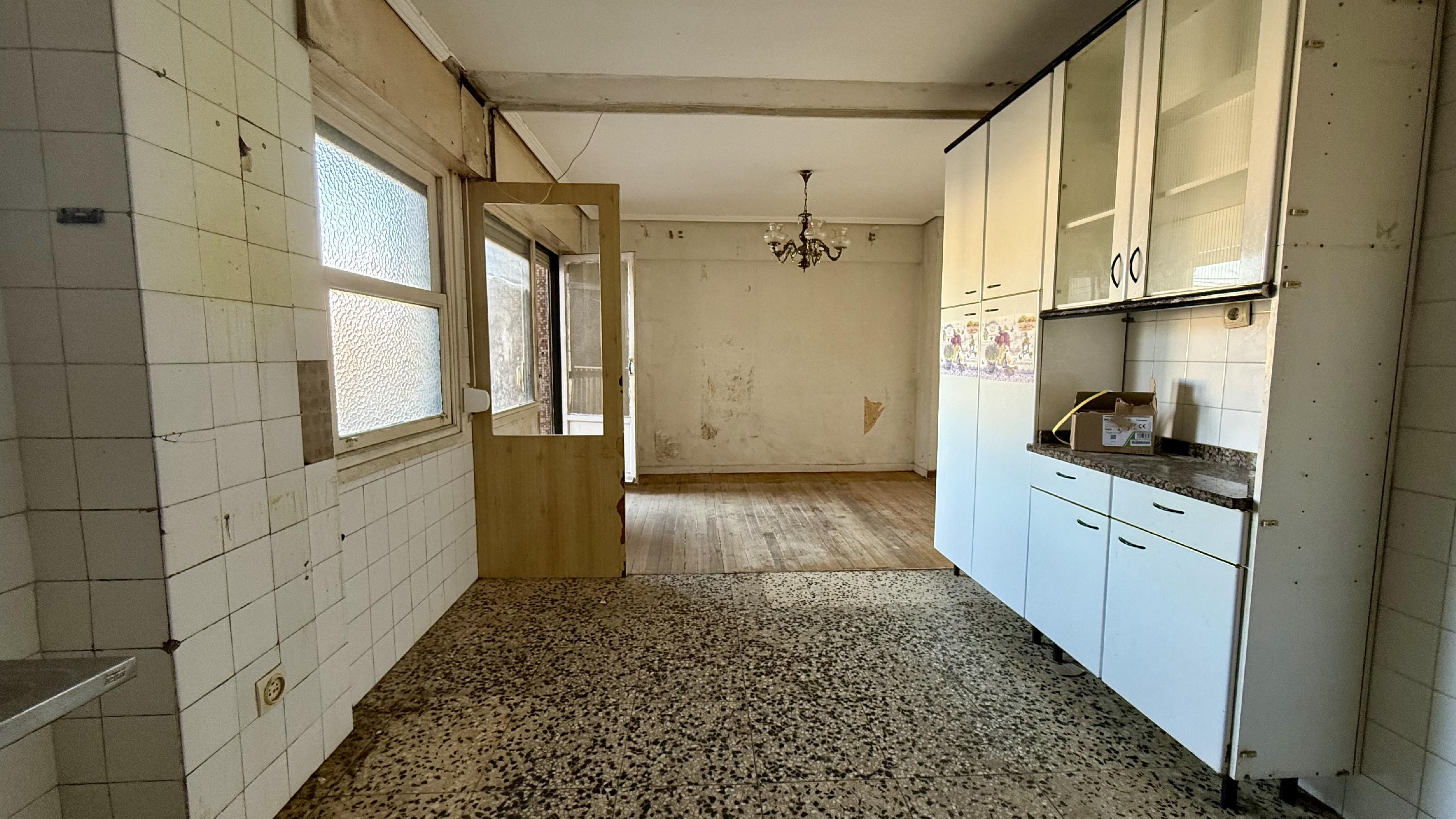 Imagen 9 Piso en venta en Santurtzi / Junto Parada Metro Mamariga.