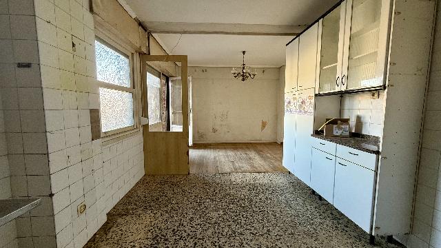 Imagen 9 Inmueble 300068 - Piso en venta en Santurtzi / Junto Parada Metro Mamariga.