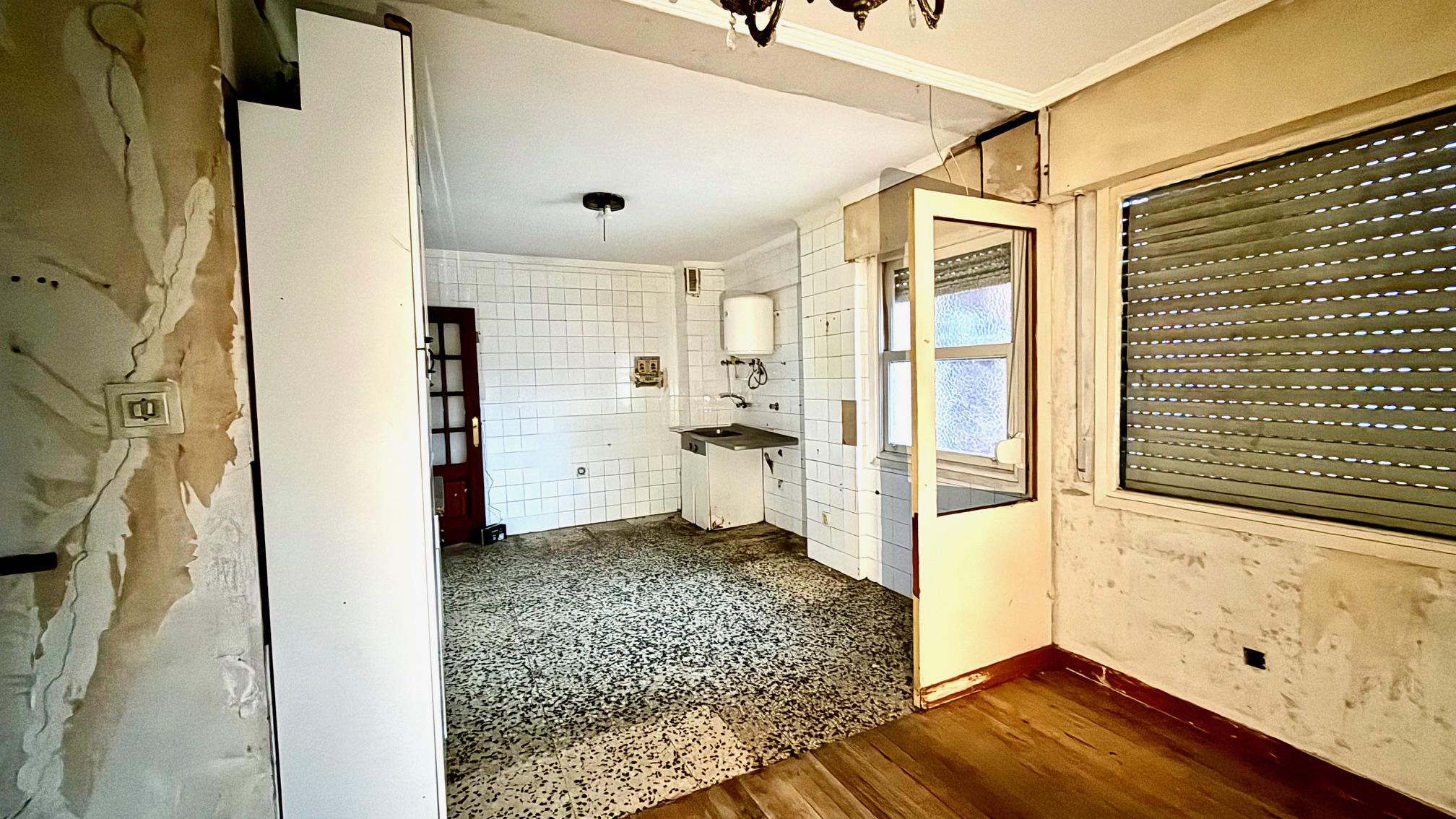 Imagen 8 Piso en venta en Santurtzi / Junto Parada Metro Mamariga.