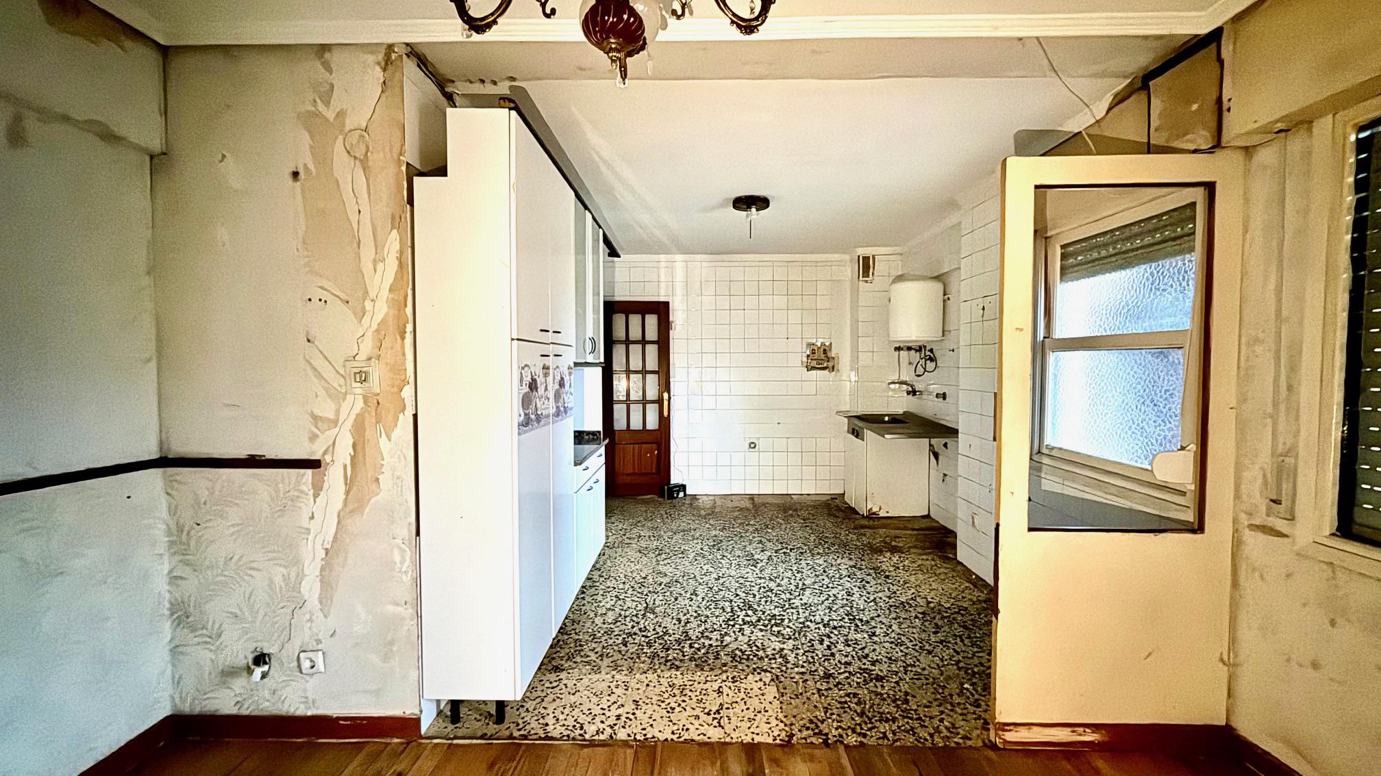 Imagen 6 Piso en venta en Santurtzi / Junto Parada Metro Mamariga.