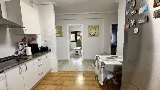 Imagen 11 Inmueble 302651 - Piso en venta en Barakaldo / Calle Guridi. Junto Frontón.