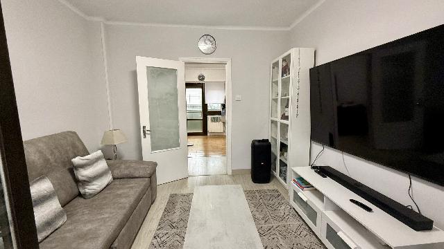 Imagen 3 Inmueble 302651 - Piso en venta en Barakaldo / Calle Guridi. Junto Frontón.