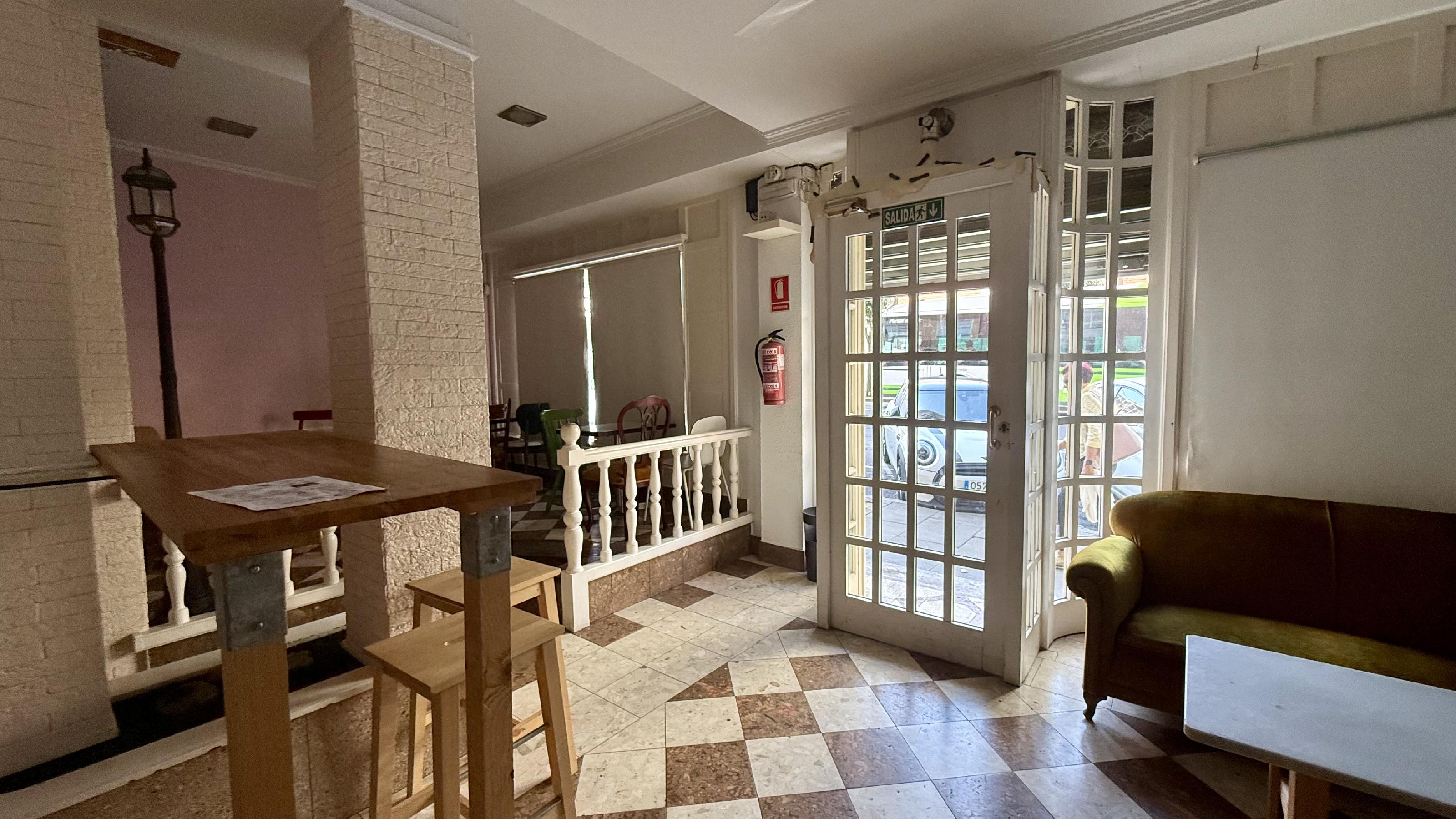 Imagen 10 Local Comercial en alquiler en Portugalete / Avda. Abaro 28 - 30.