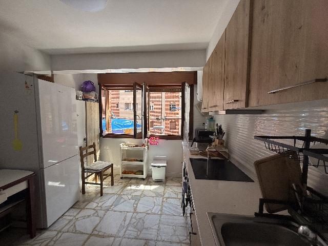 Imagen 3 Inmueble 303503 - Piso en venta en Barakaldo / Próximo Hospital Cruces.