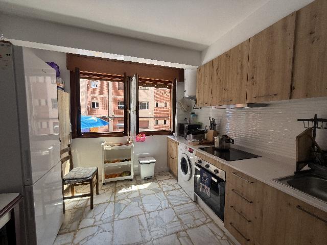 Imagen 2 Inmueble 303503 - Piso en venta en Barakaldo / Próximo Hospital Cruces.