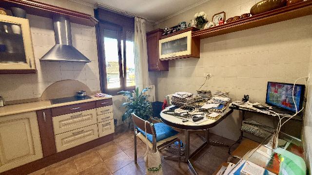 Imagen 5 Inmueble 304507 - Piso en venta en Barakaldo / Junto Centro Salud.