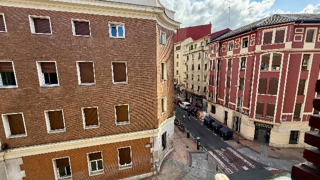 Imagen 24 Inmueble 304507 - Piso en venta en Barakaldo / Junto Centro Salud.