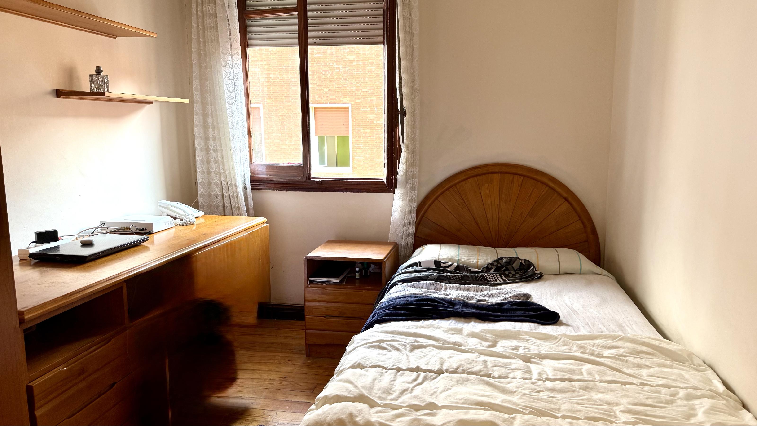 Imagen 11 Piso en venta en Barakaldo / Junto Centro Salud.