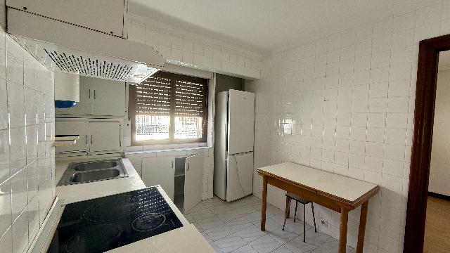 Imagen 6 Inmueble 304578 - Piso en venta en Barakaldo / Calle Autonomia. Frente Colegio.