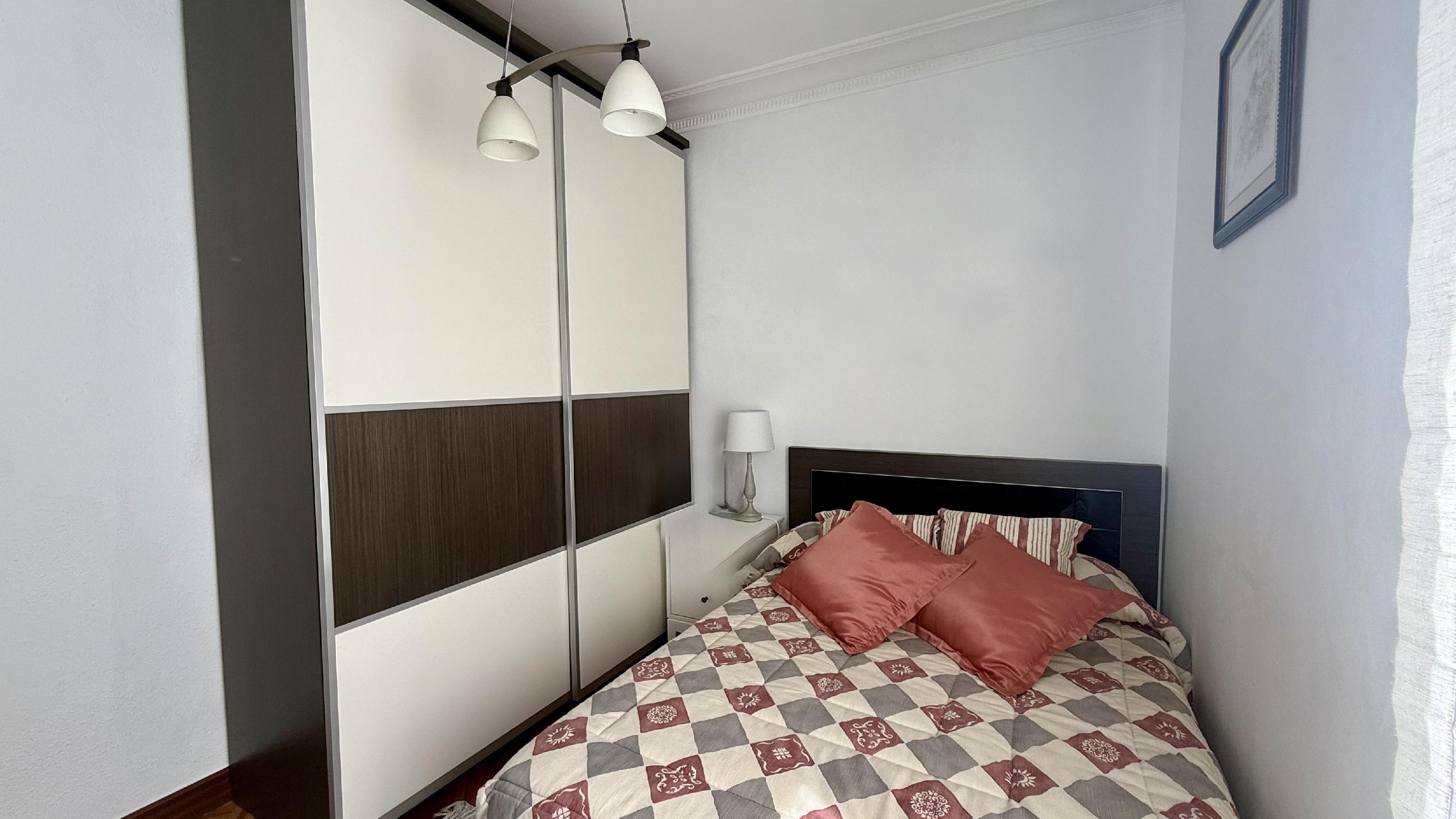 Imagen 18 Piso en venta en Barakaldo / Juntos Juntas Generales.