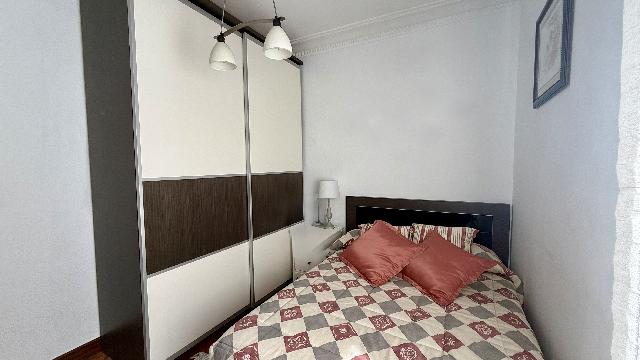 Imagen 18 Inmueble 305098 - Piso en venta en Barakaldo / Juntos Juntas Generales.