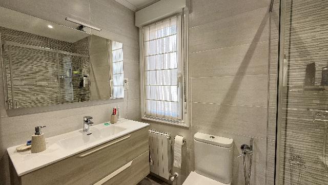 Imagen 23 Inmueble 305098 - Piso en venta en Barakaldo / Juntos Juntas Generales.