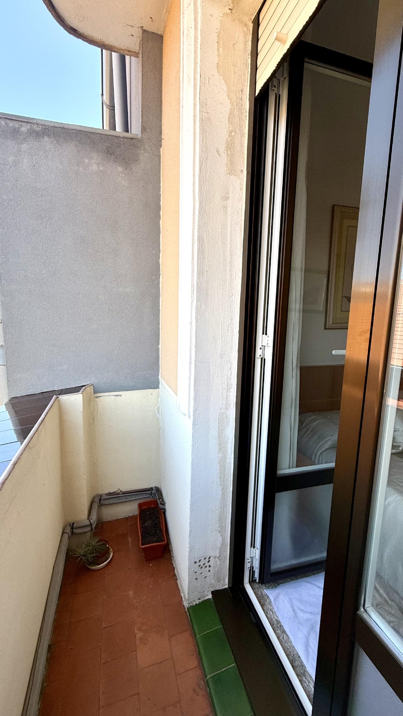 Imagen 10 Piso en venta en Barakaldo / Juntos Juntas Generales.