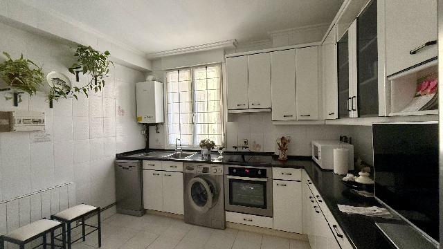 Imagen 7 Inmueble 305098 - Piso en venta en Barakaldo / Juntos Juntas Generales.