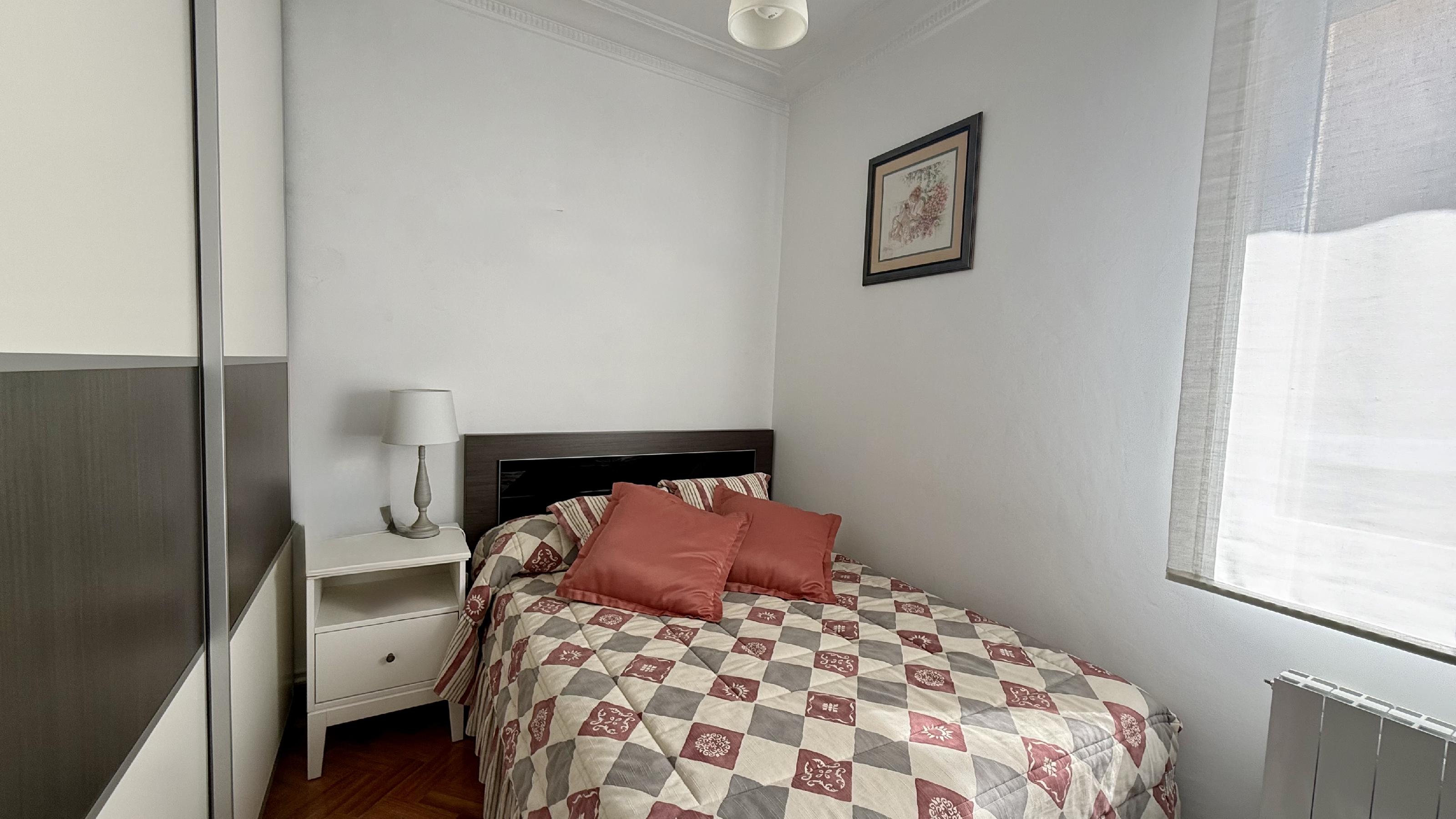 Imagen 19 Piso en venta en Barakaldo / Juntos Juntas Generales.