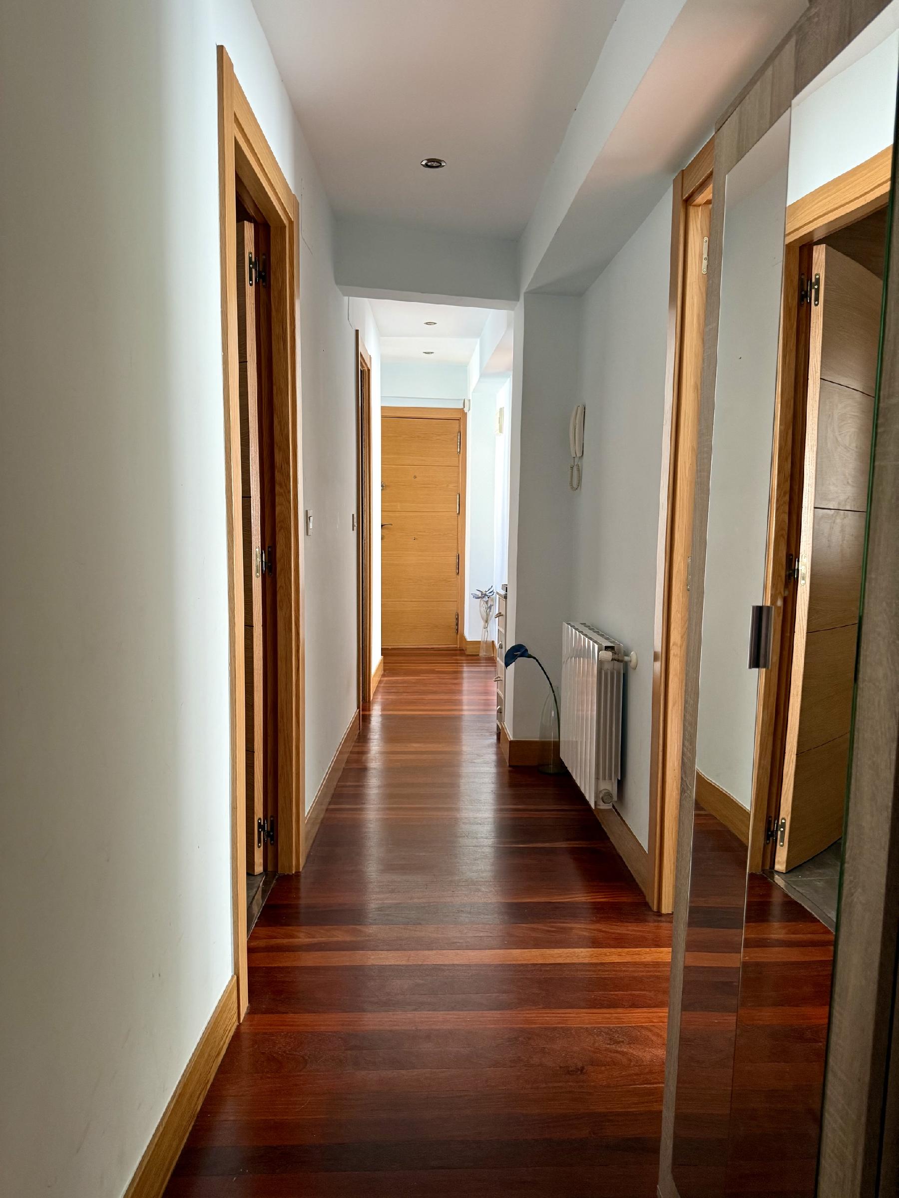 Imagen 30 Piso en venta en Barakaldo / Paseo Dolores Ibárruri