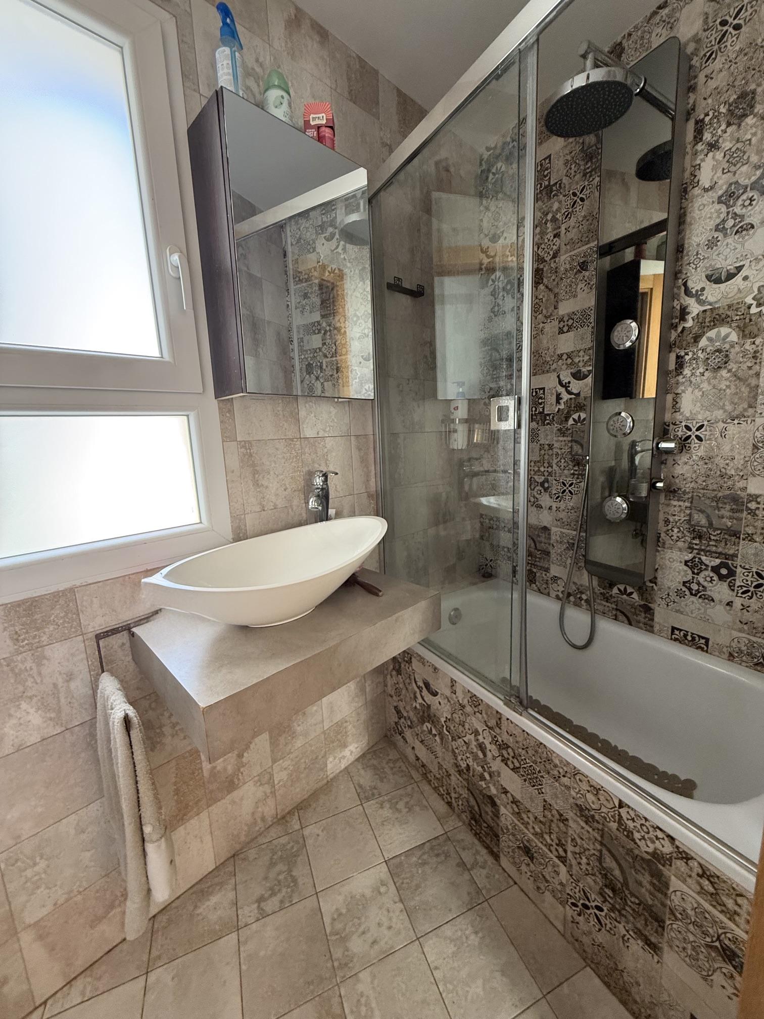 Imagen 28 Piso en venta en Barakaldo / Paseo Dolores Ibárruri