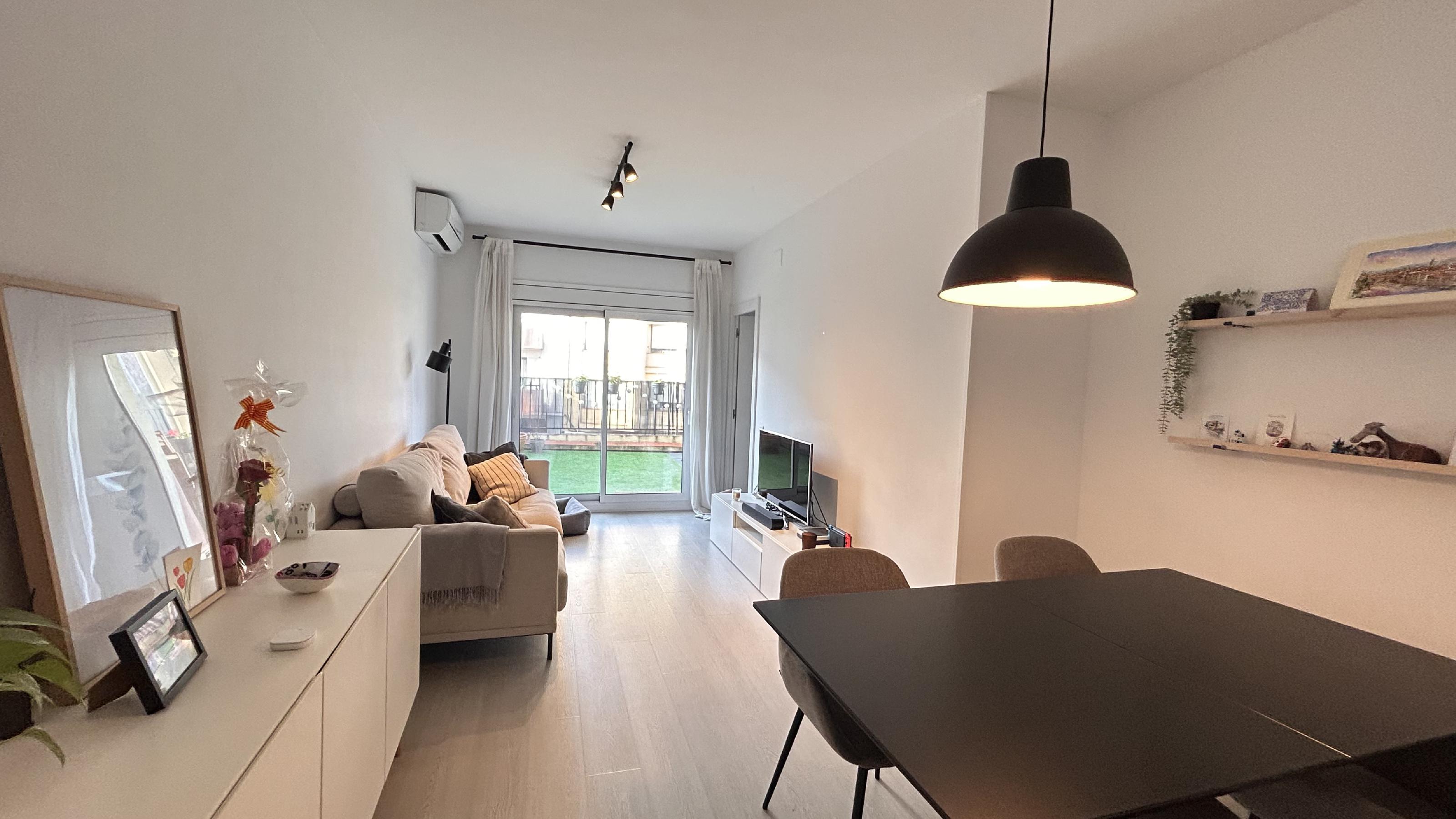 Imagen 1 Piso en venta en Molins De Rei / En pleno centro de Molins de Rei