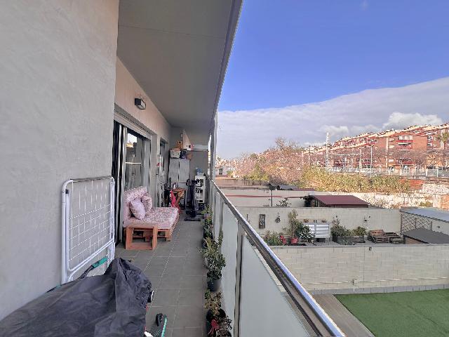 Imagen 3 Inmueble 299869 - Piso en venta en Molins De Rei / Próximo al parque de la Mariona