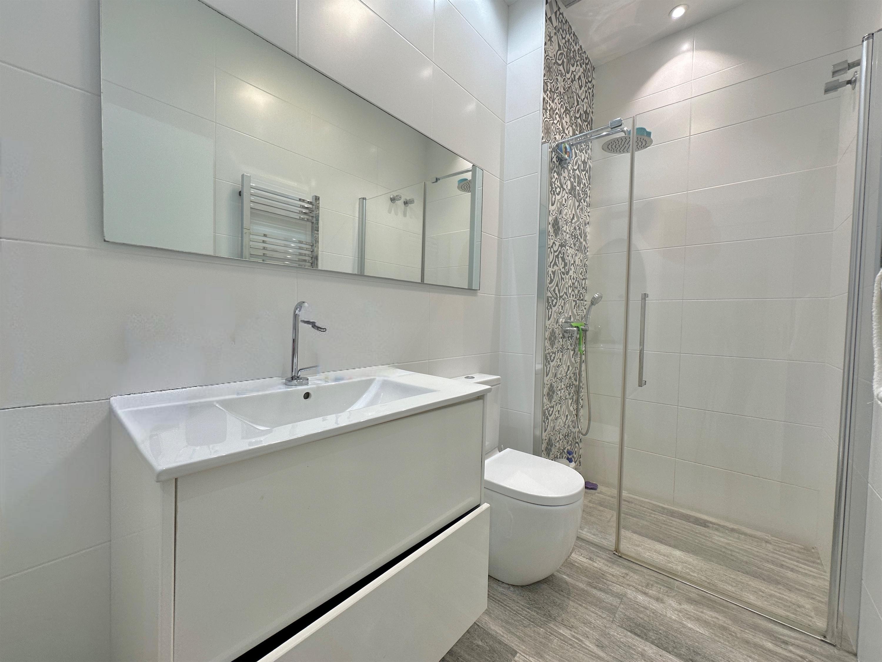 Imagen 34 Planta Baja en venta en Molins De Rei / Próximo al parque de la Mariona 