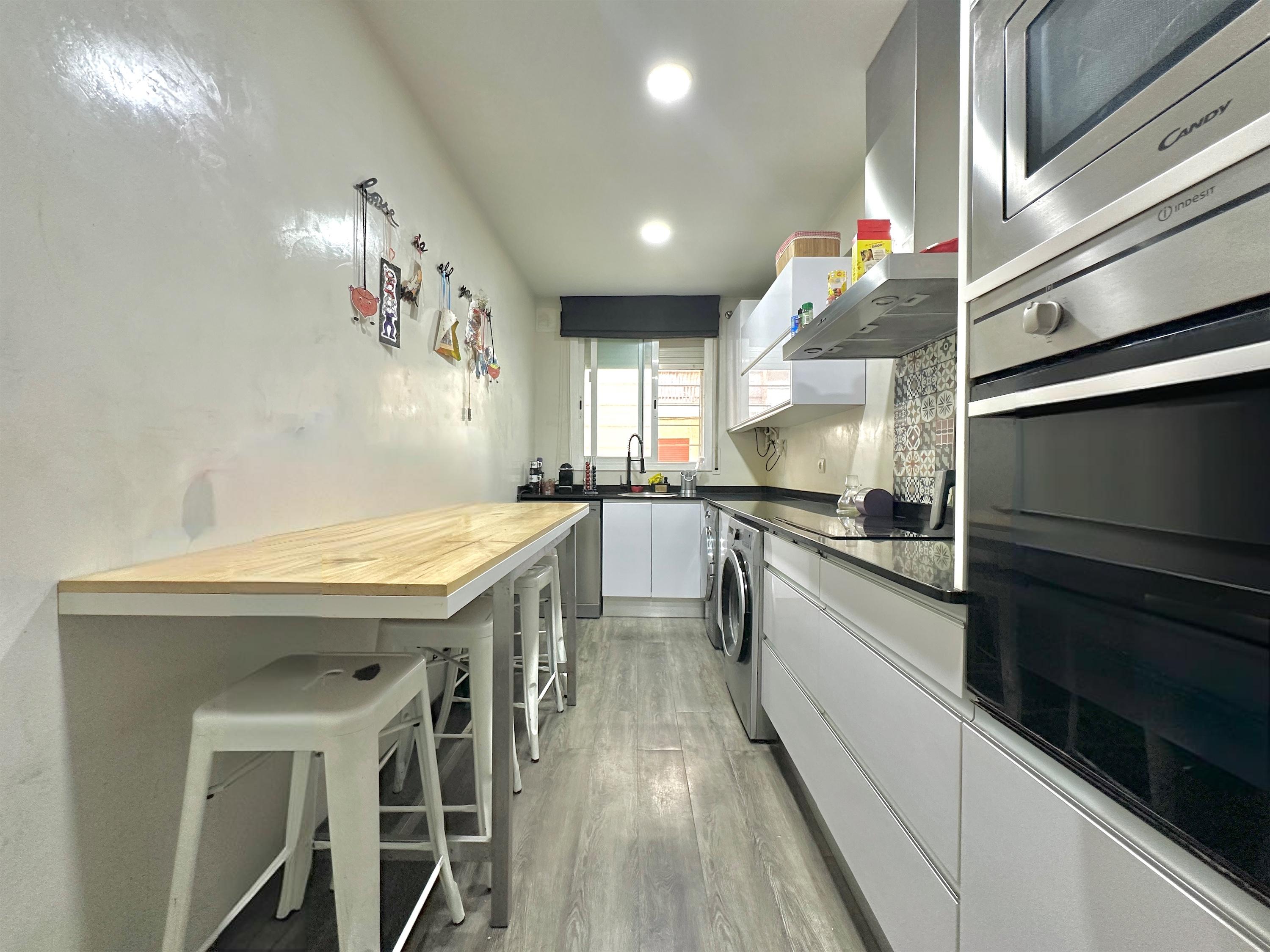 Imagen 5 Planta Baja en venta en Molins De Rei / Próximo al parque de la Mariona 