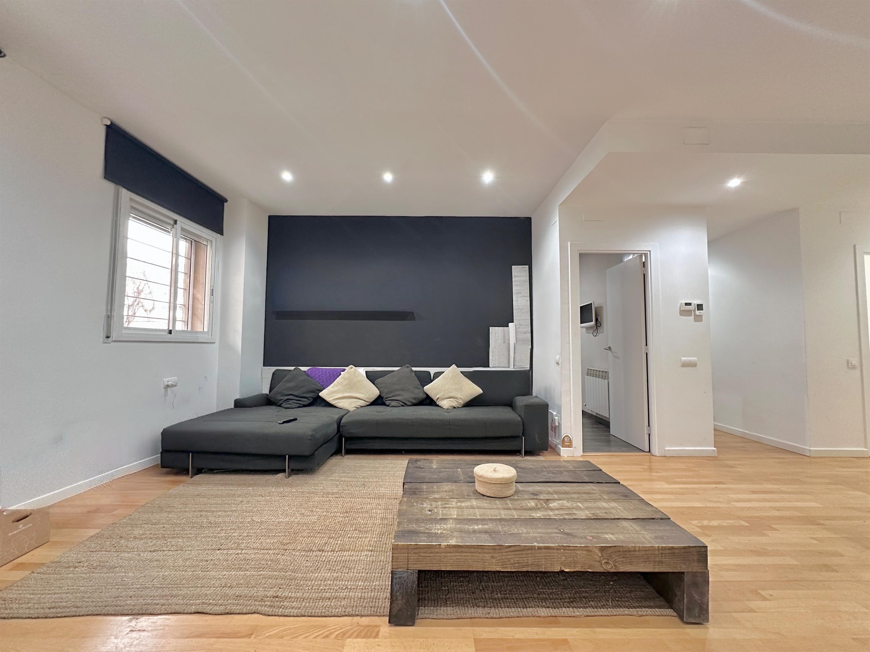 Imagen 10 Planta Baja en venta en Molins De Rei / Próximo al parque de la Mariona 