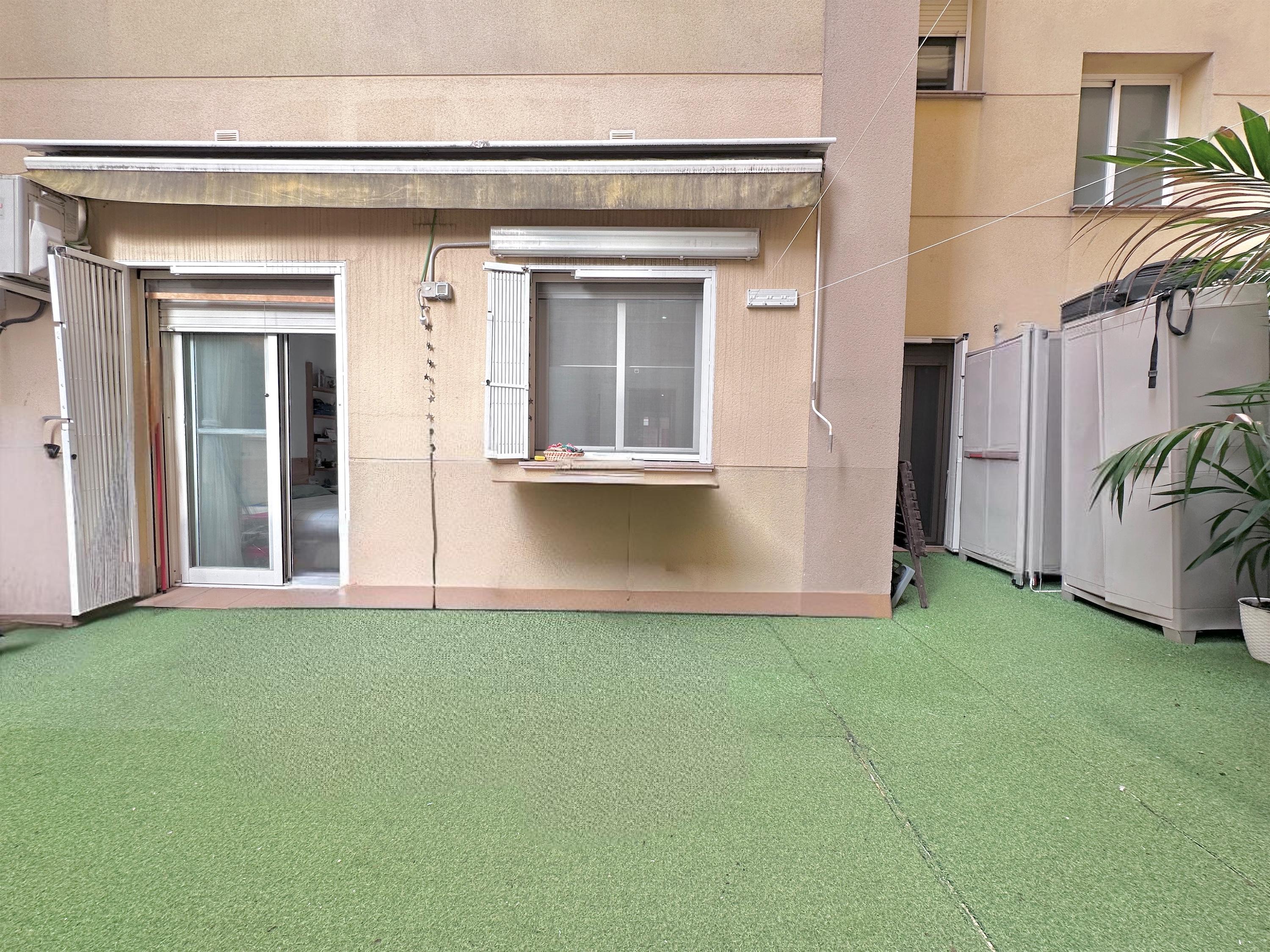 Imagen 21 Planta Baja en venta en Molins De Rei / Próximo al parque de la Mariona 